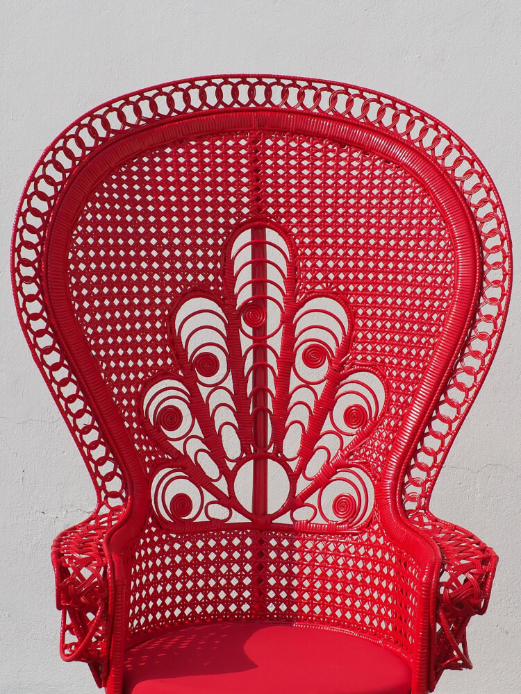 เก้าอี้หวายแท้ PISAMAI รุ่น PRINCESS CHAIR เก้าอี้นางงาม ขนาด 75*55*150 ซม. สีแดง